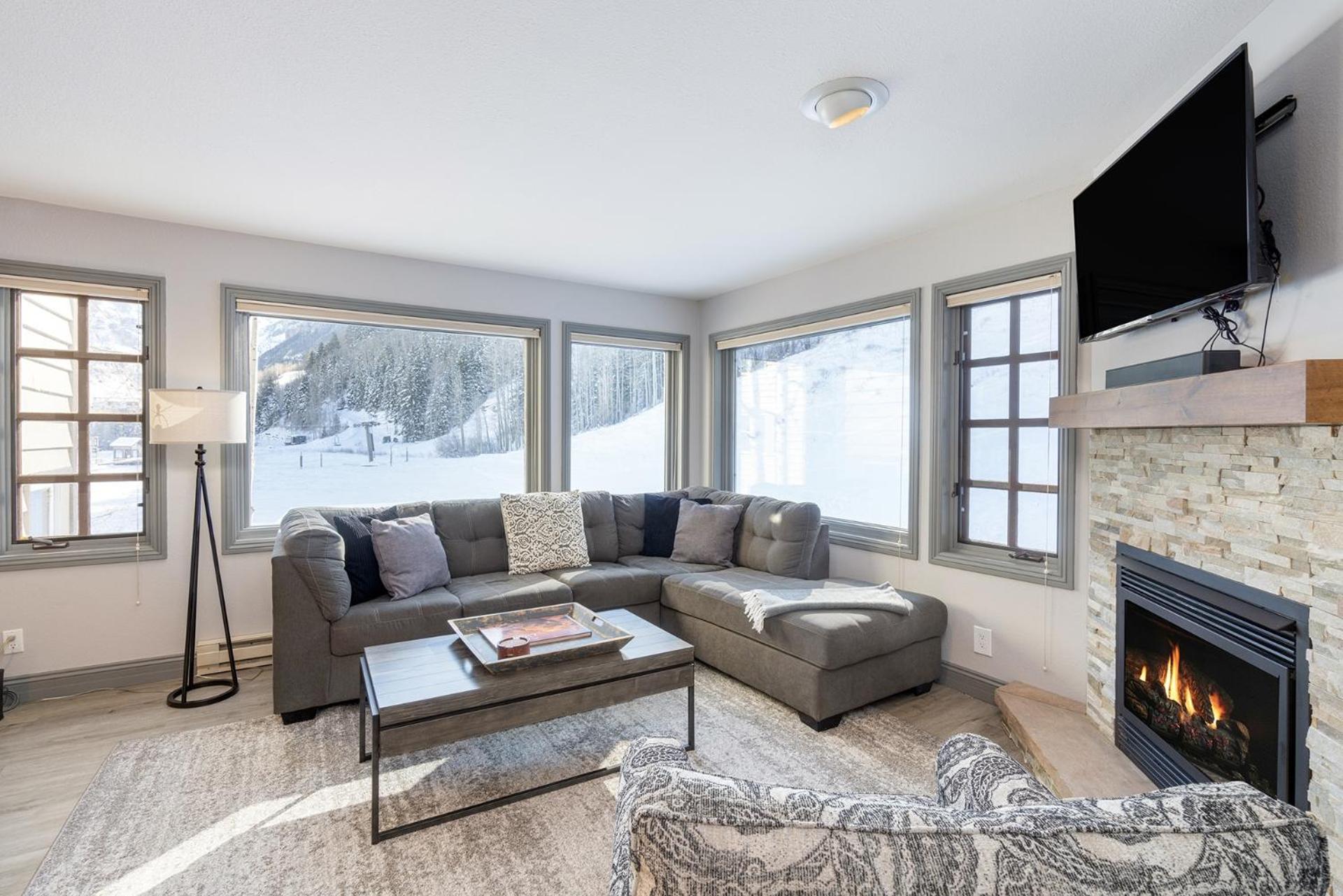 Etta Place 111 * Telluride